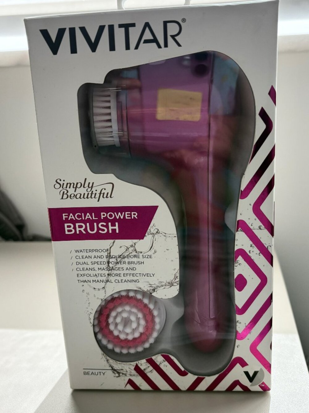 Vivitar Metallic  Facial Power Brush - Hut Pink - NEW.
